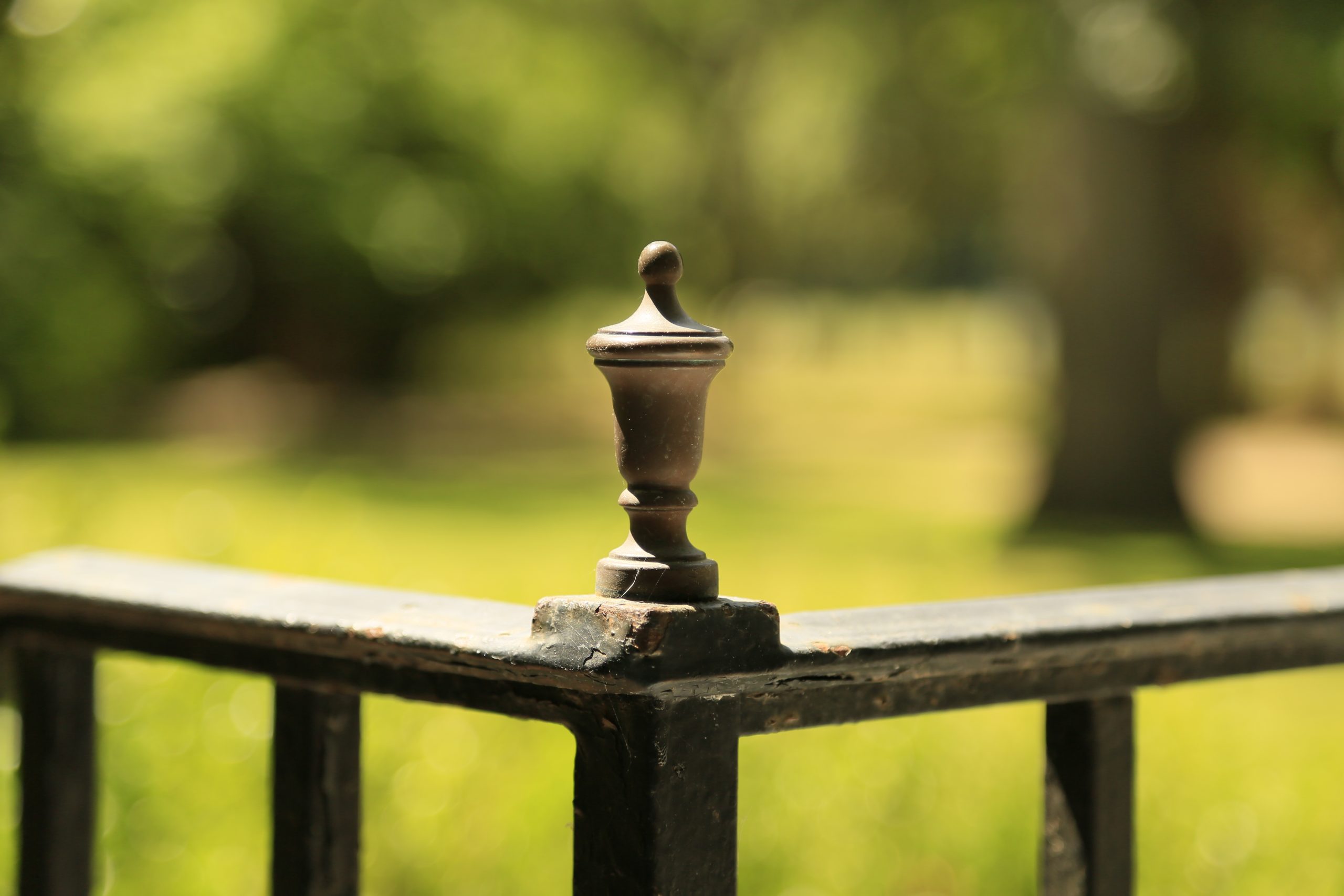 Because brass is weather resistant, it is ideal for outdoor use. 