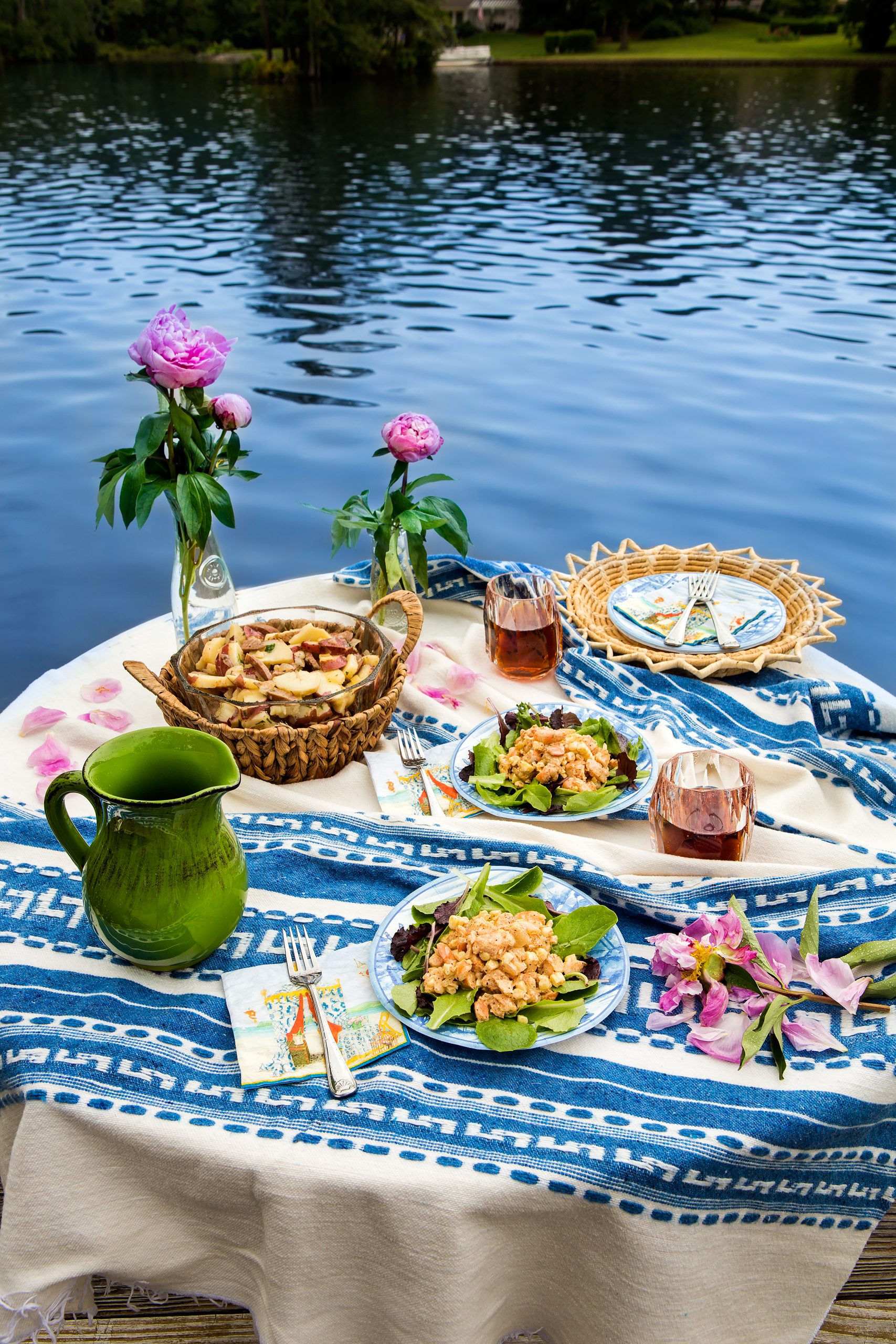 Picnic on your boat, dock, or the wonderful water’s edge. This is a great opportunity to show your style with picnic blankets, flowers, and fun napkins. Shrimp salad is the perfect summer treat! 