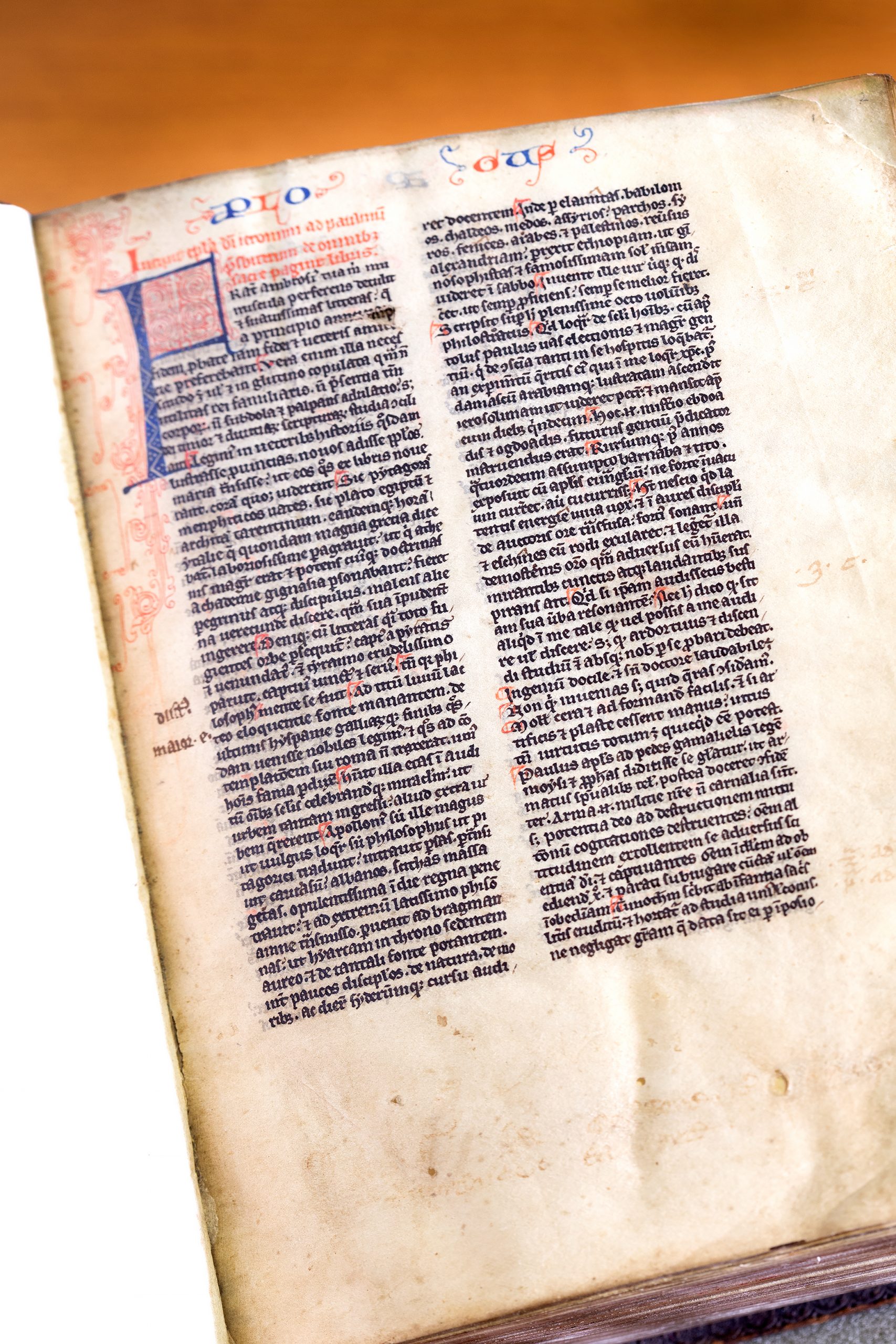 This Bible was made in Oxford, England, around 1240 AD — almost 800 years ago. While modern Bibles begin with the Latin words “In principio” (“In the beginning”), medieval Bibles opened with a prologue that began with the letter F. In this instance, the F looks like a square P.