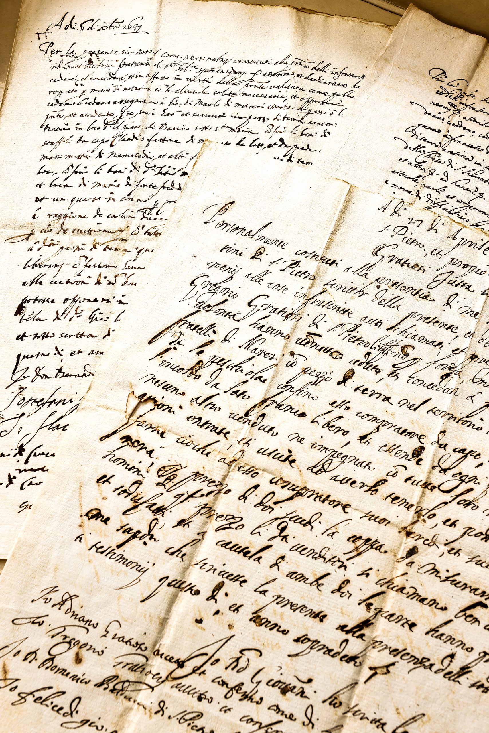 Eligio has carefully preserved old Maoli family documents from the 1600s, the oldest of which is a business contract about the transaction of some property. It is written in half Italian and half Latin because at the time the languages were frequently intermixed. 