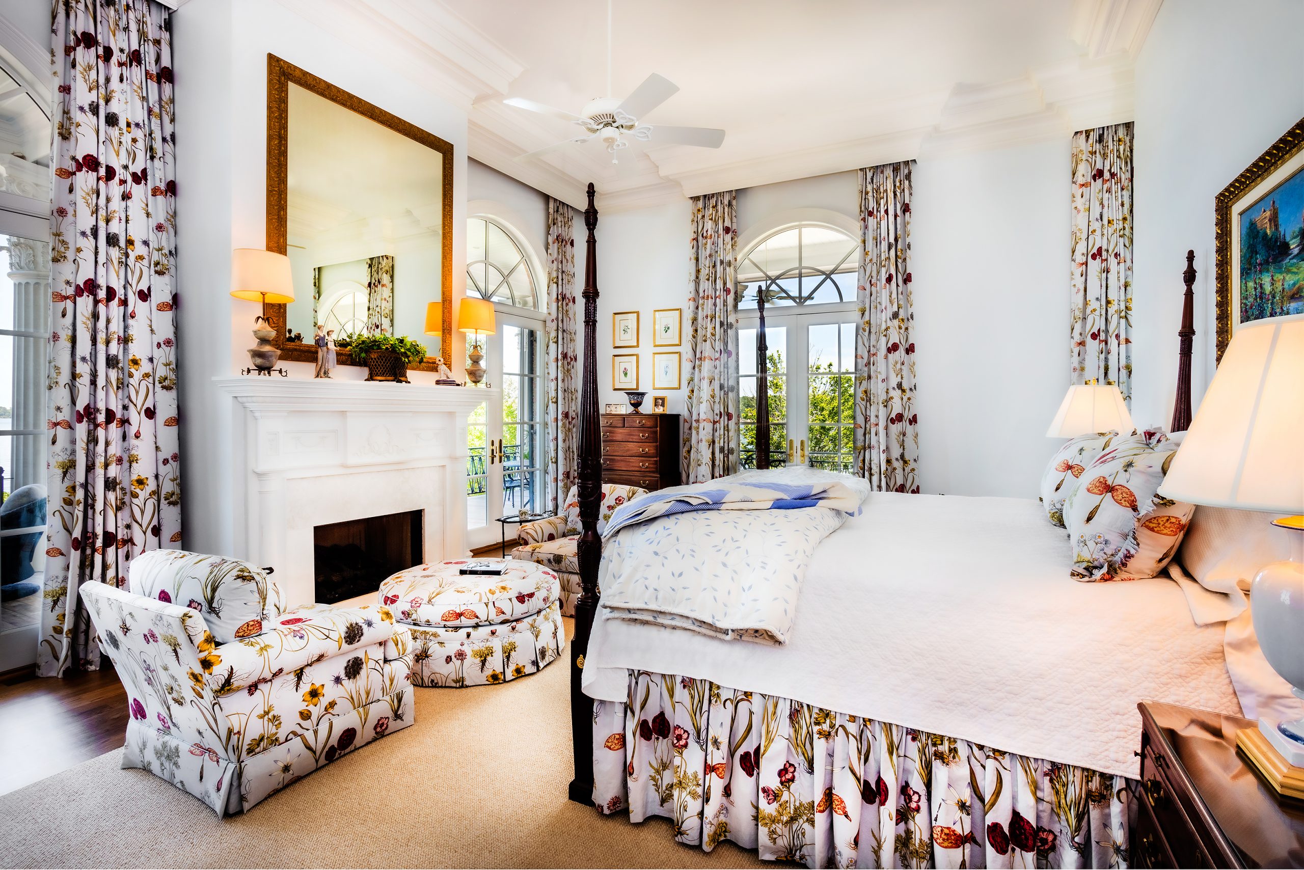 Cathy and Kenyon’s chintz-filled bedroom is elegant yet cozy. Cathy had quilts made for family members with fabric from J. Kenyon’s various dress shirts in memory of his wonderful life as a husband, father, and son. Her quilt lies carefully folded at the foot of the bed.
