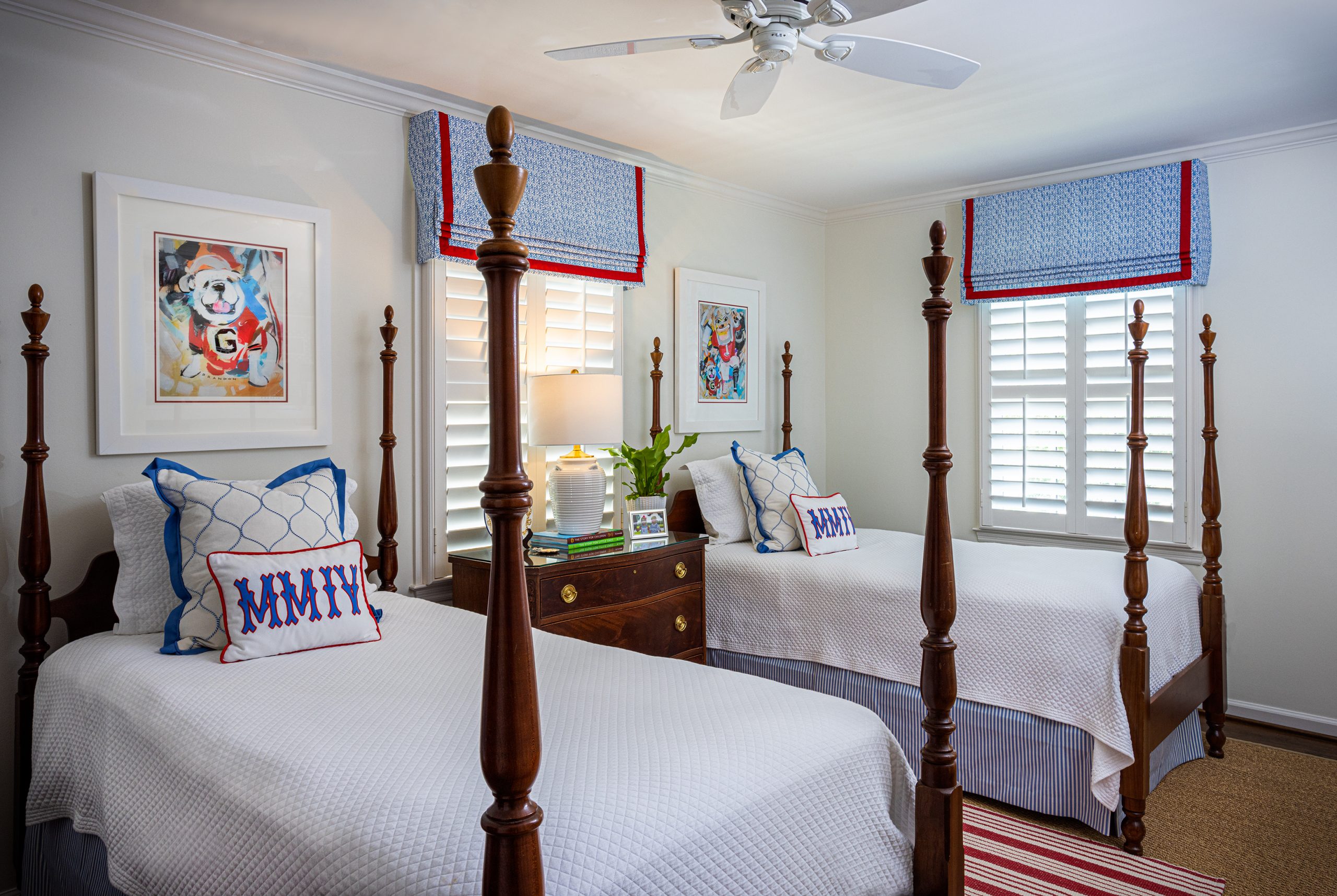 The Andersons’ interior designer, Elizabeth Newman, created the nautical theme for Marshall’s room. Marshall prefers to see the red accent as a shoutout to the Georgia Bulldogs — his favorite team!